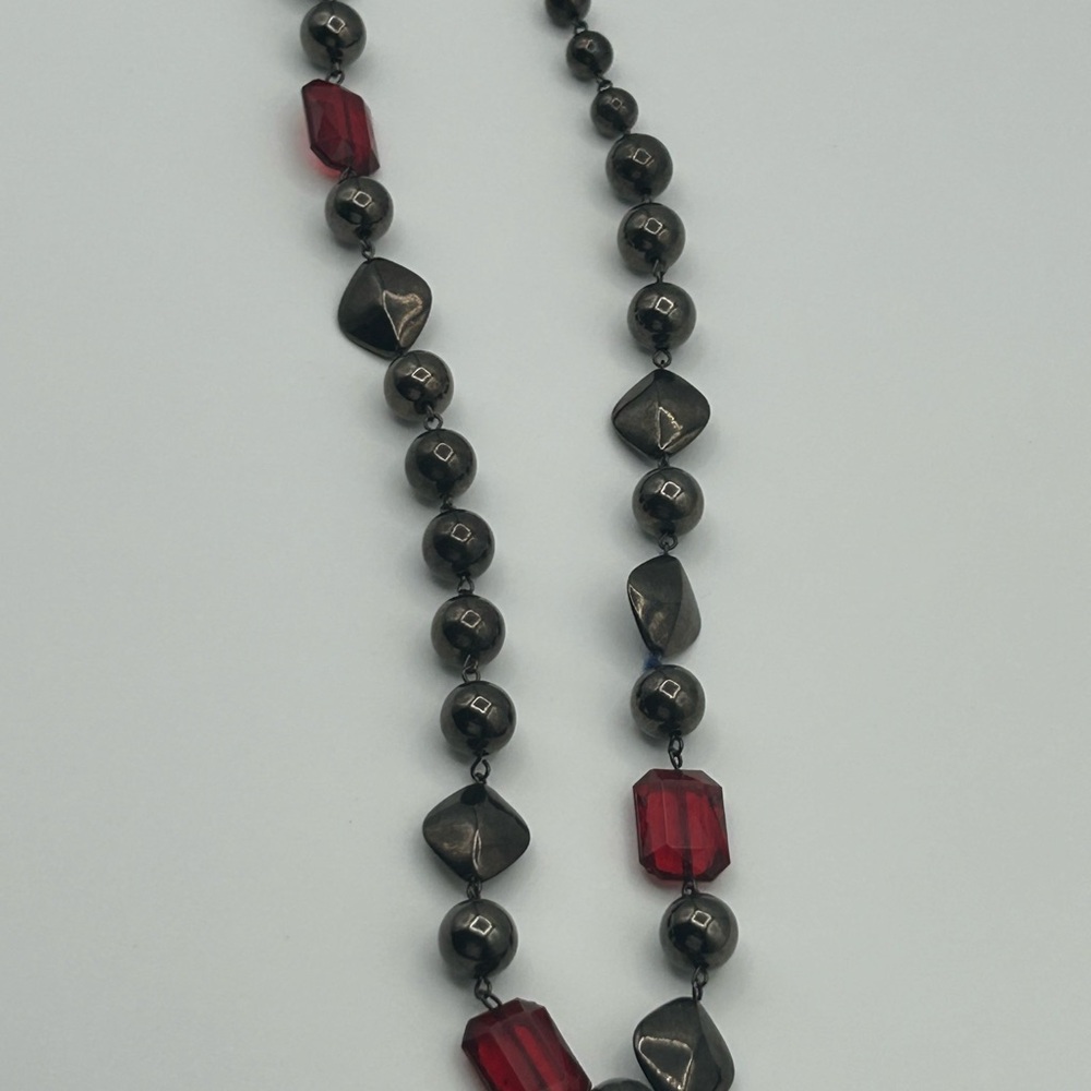 Elegant Red and Black Beaded Necklace